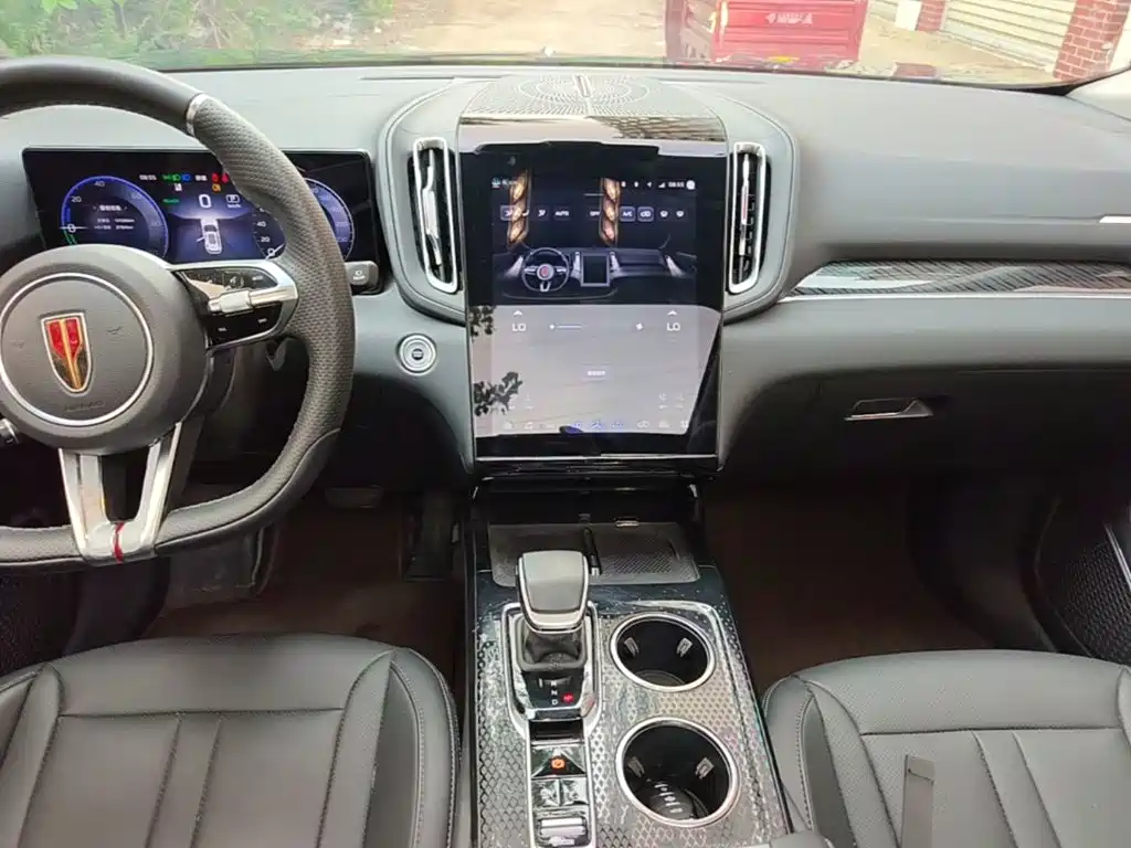 Hongqi Hongqi HS3 PHEV — миниатюра 13