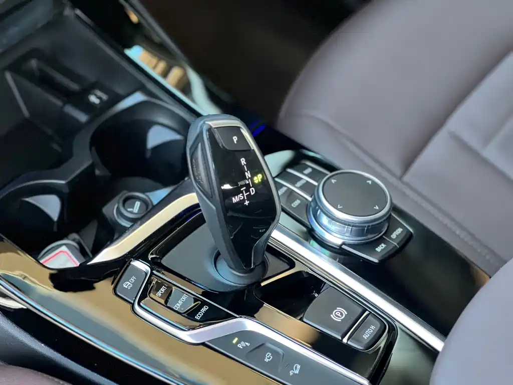 BMW X3 — миниатюра 15