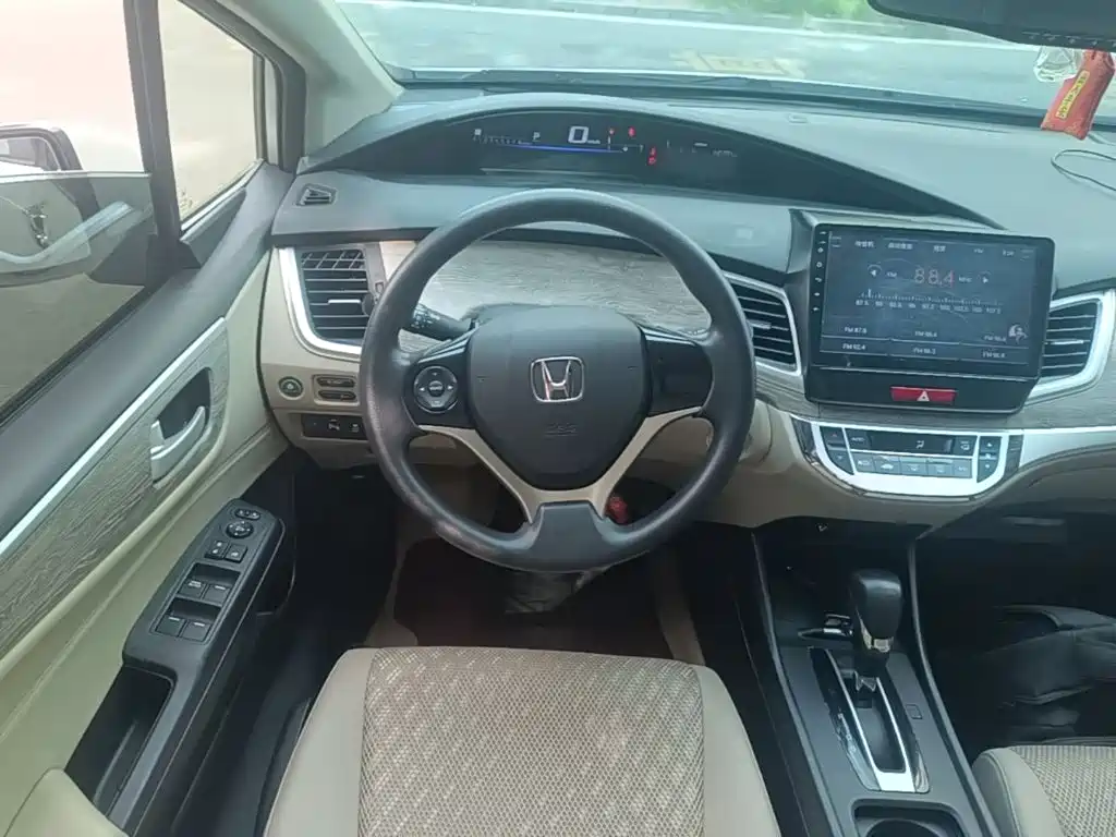 Honda Jade — миниатюра 11
