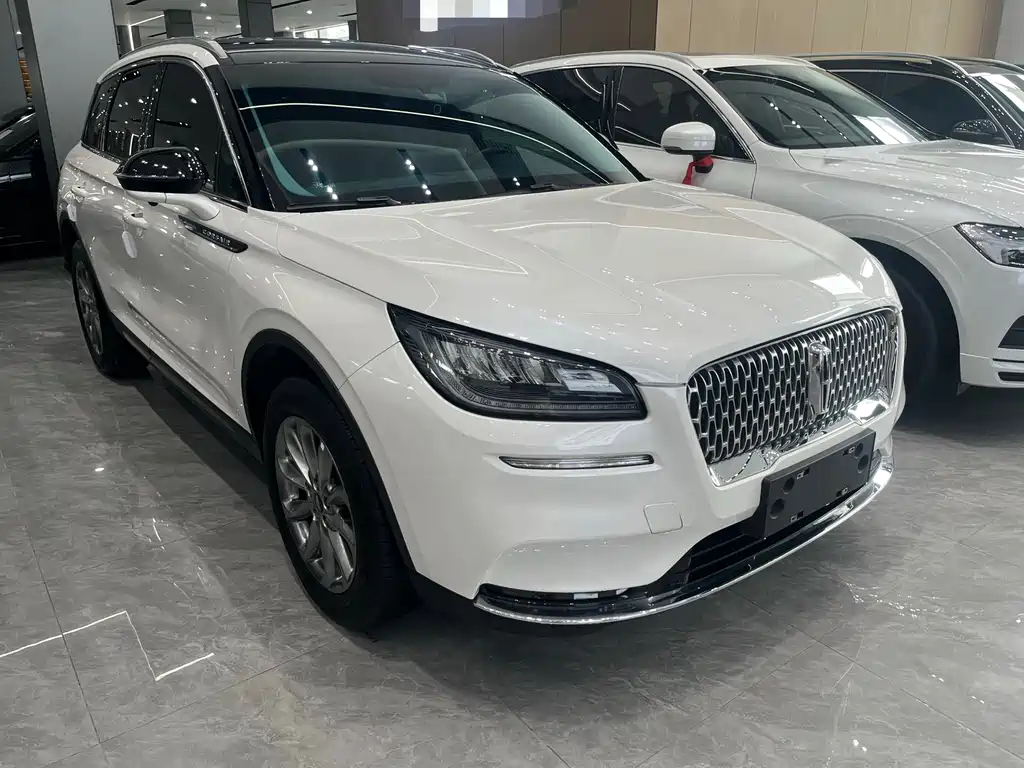 Lincoln Corsair — миниатюра 3