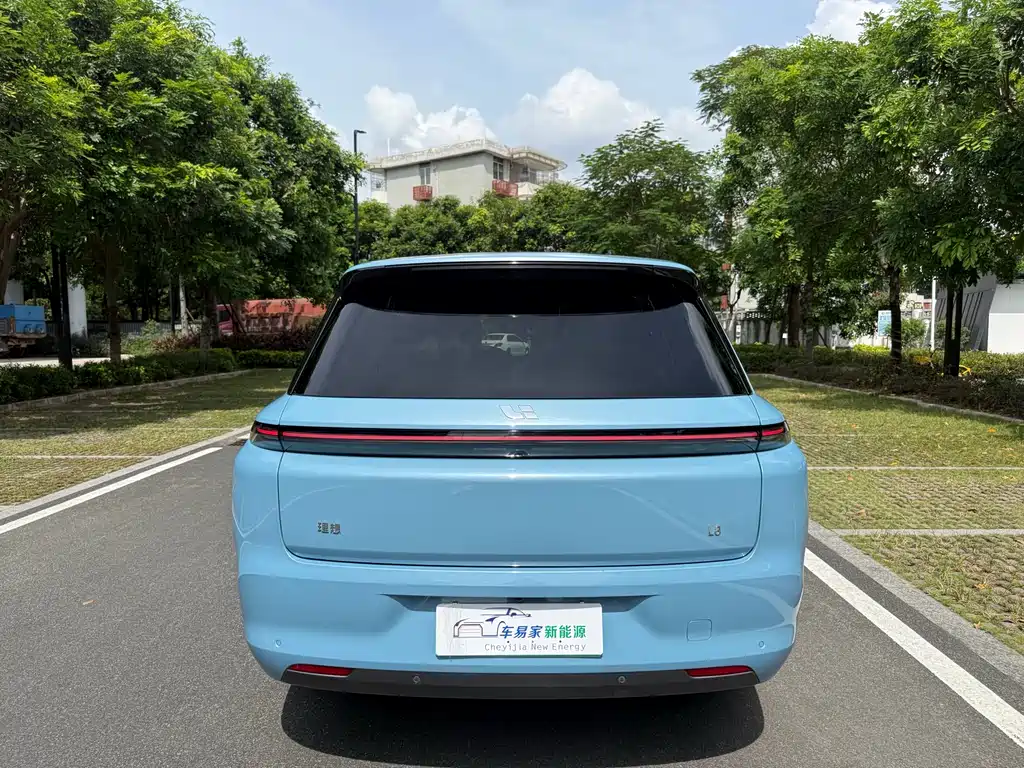 Li Auto IDEAL L8