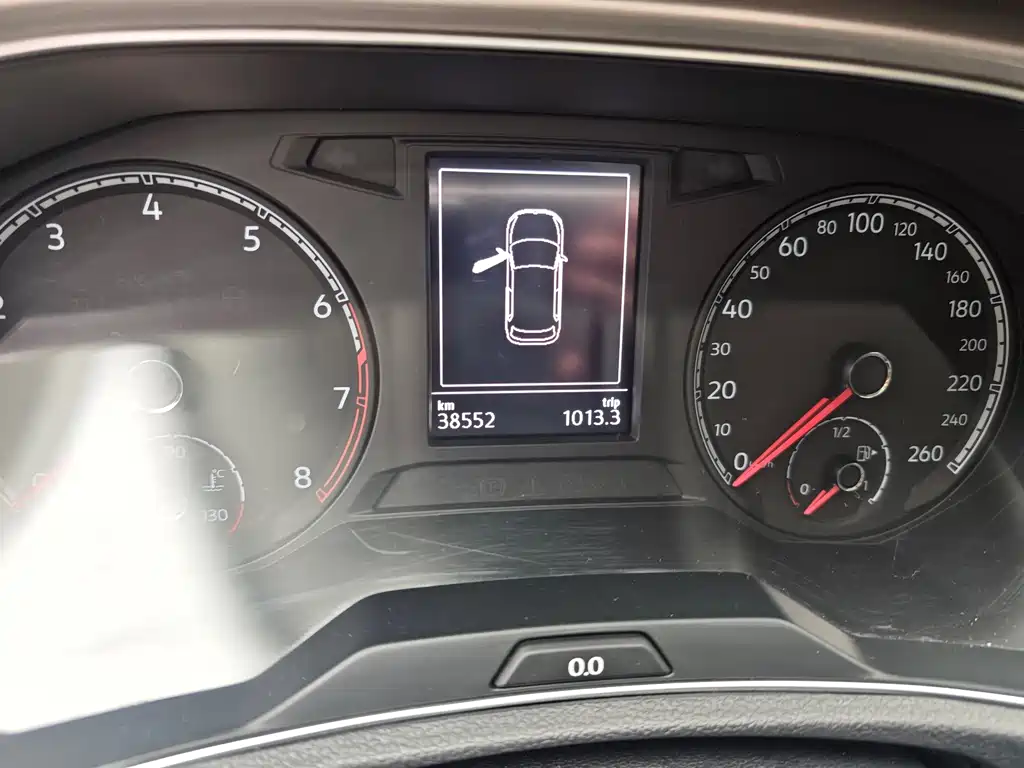 VOLKSWAGEN T ROC EXPLORING SONGS