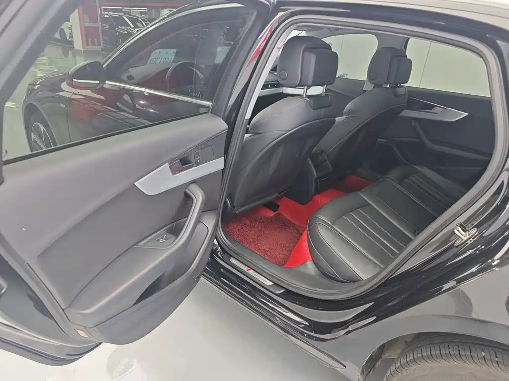 Audi A4L — миниатюра 8