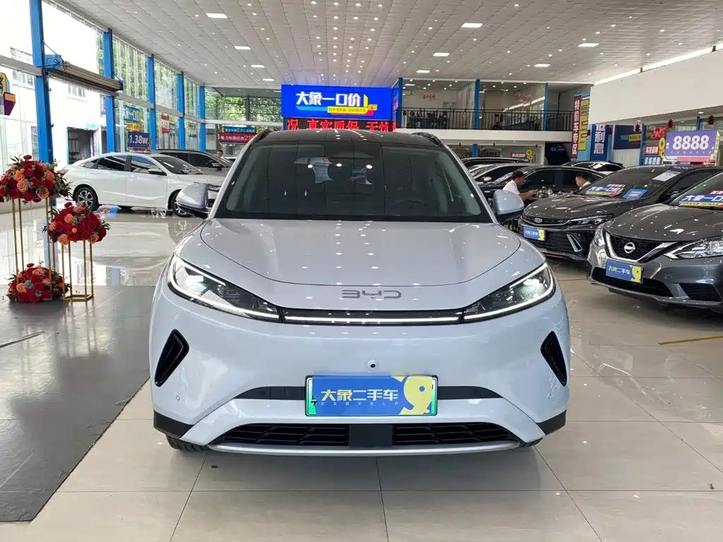 BYD Sealion 05 EV — миниатюра 2