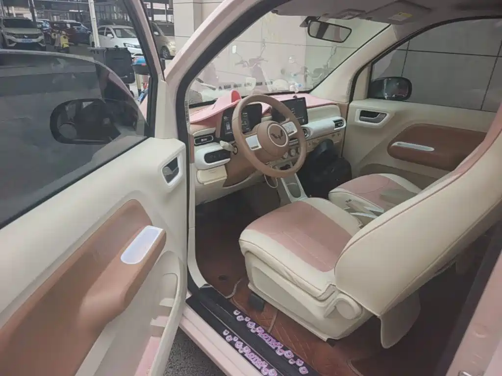 Wuling MINIEV — миниатюра 16