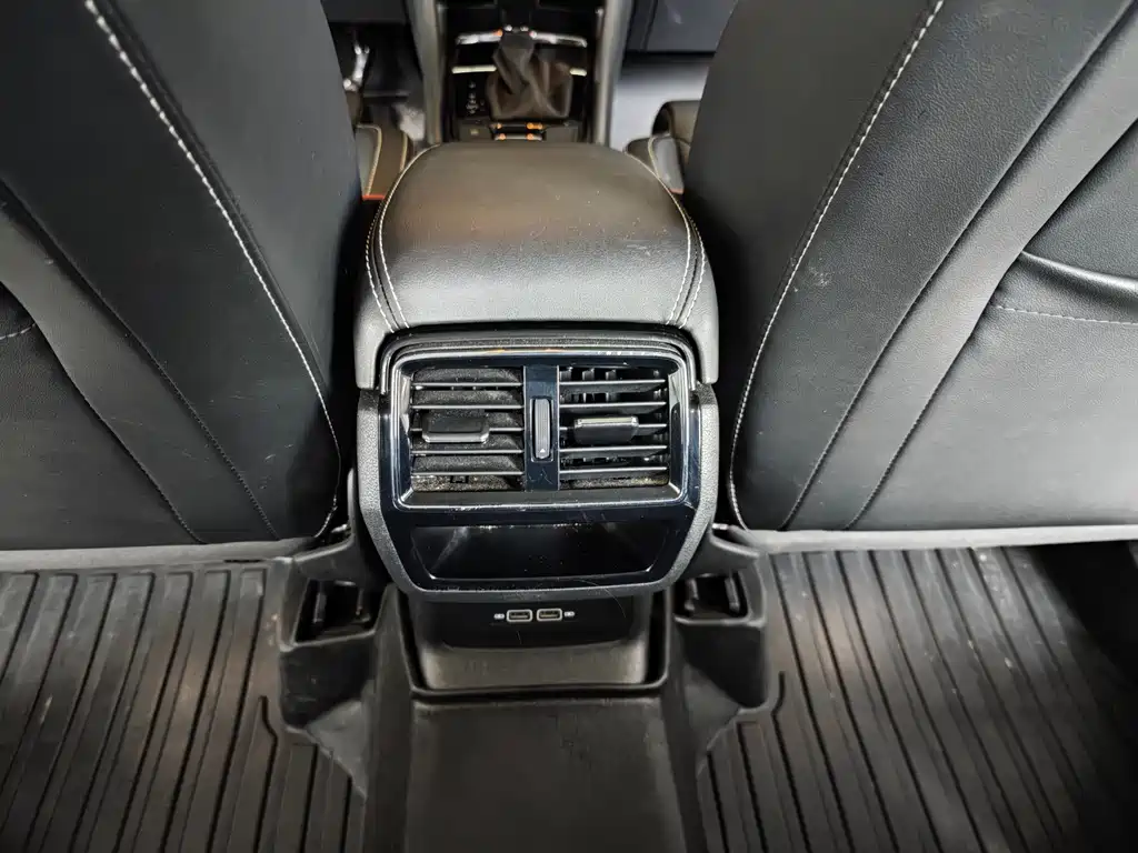 Skoda Kodiaq 2019 TSI330 7 мест Luxury VI