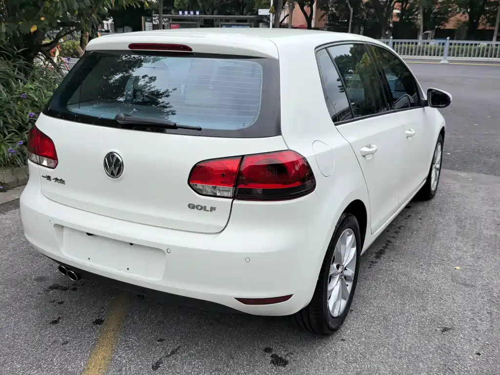 Volkswagen Golf — миниатюра 10