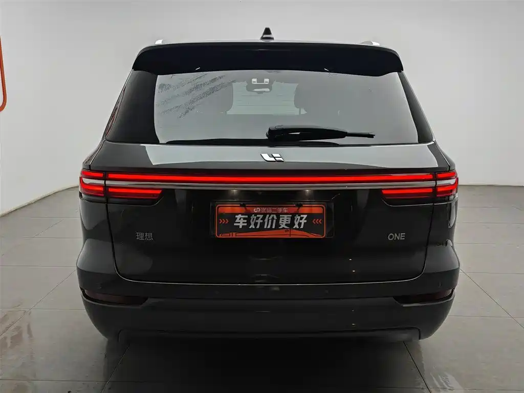 Li Auto ONE 2021 6 мест