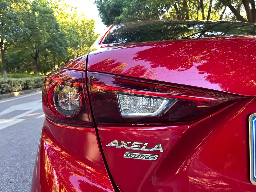 Mazda 3 Axela — миниатюра 21
