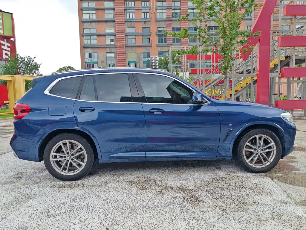 BMW X3 — миниатюра 6