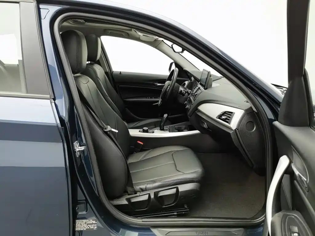 BMW 1 Series (Import) — миниатюра 23