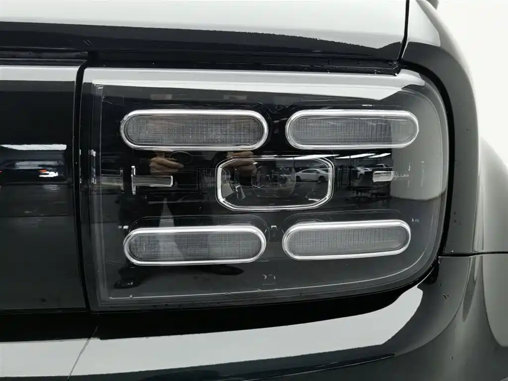 BAOJUN YUE ALSO PLUS