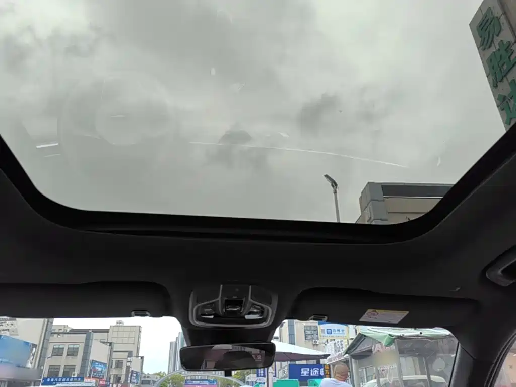 Geely Xingyue L — миниатюра 18