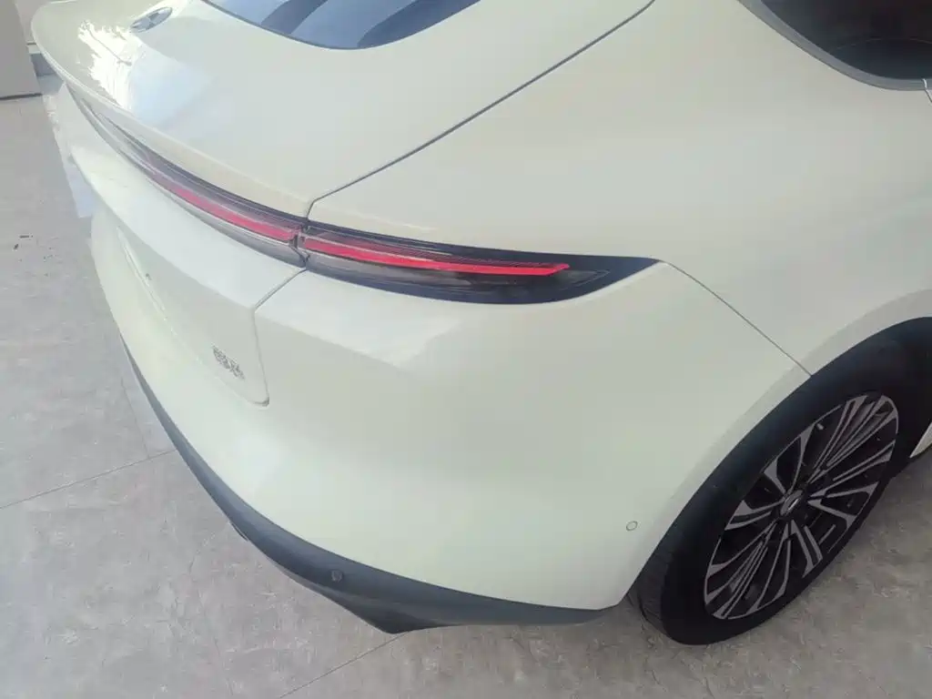 NIO ET5 — миниатюра 8