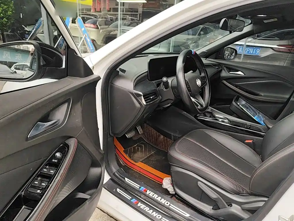 Buick Verano — миниатюра 16