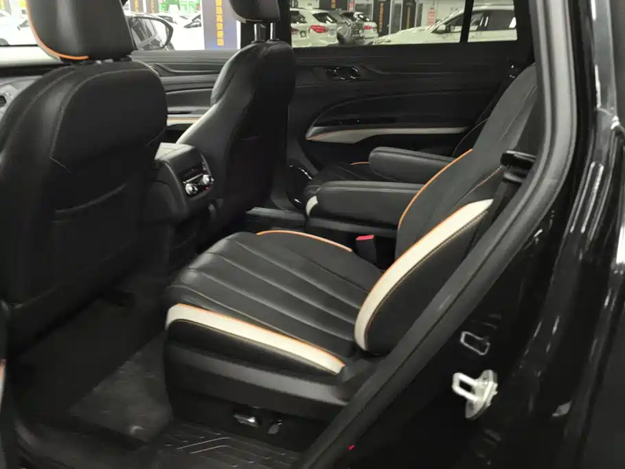 Ford Equator — миниатюра 11