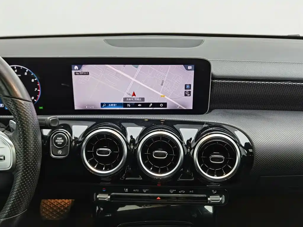 Mercedes-Benz A-Class — миниатюра 12