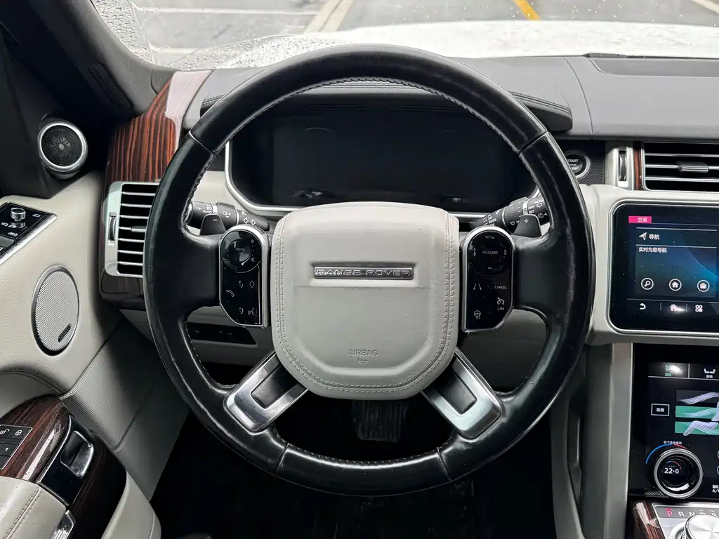 Land Rover Range Rover — миниатюра 16