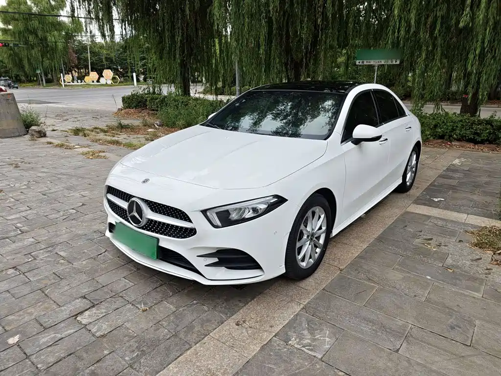 Mercedes-Benz A-Class — миниатюра 2