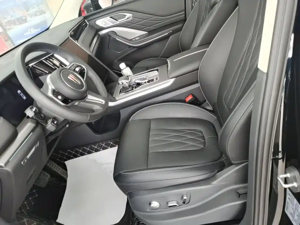 Hongqi Hongqi HS7 PHEV — миниатюра 15
