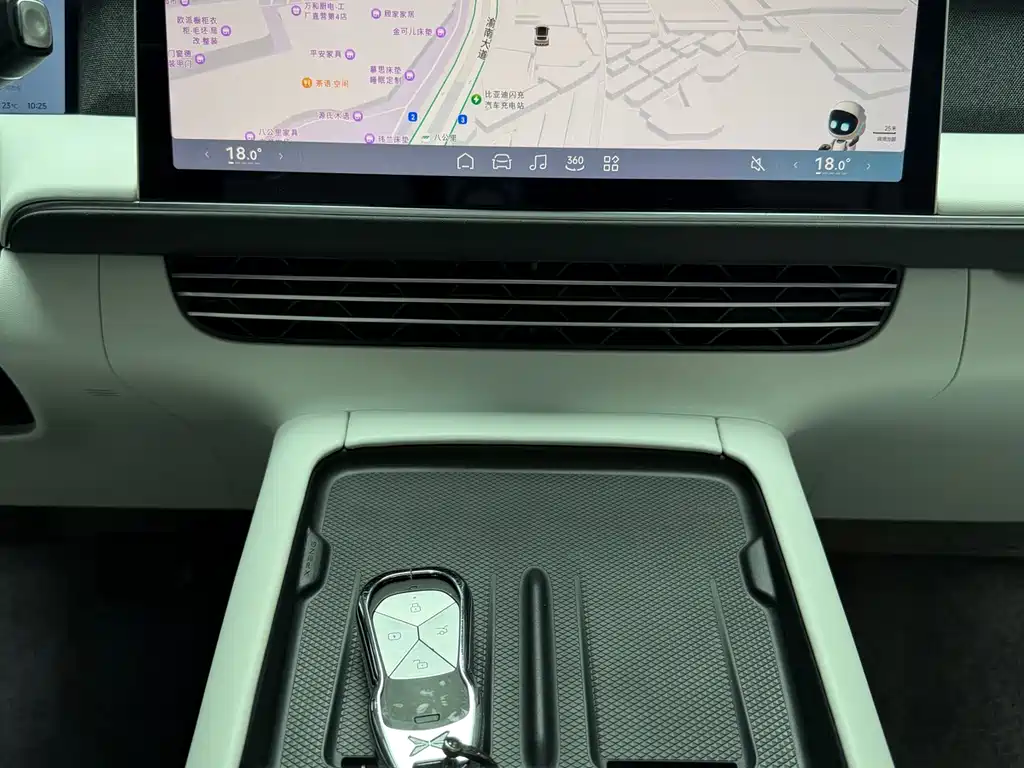 XPeng G6 — миниатюра 11