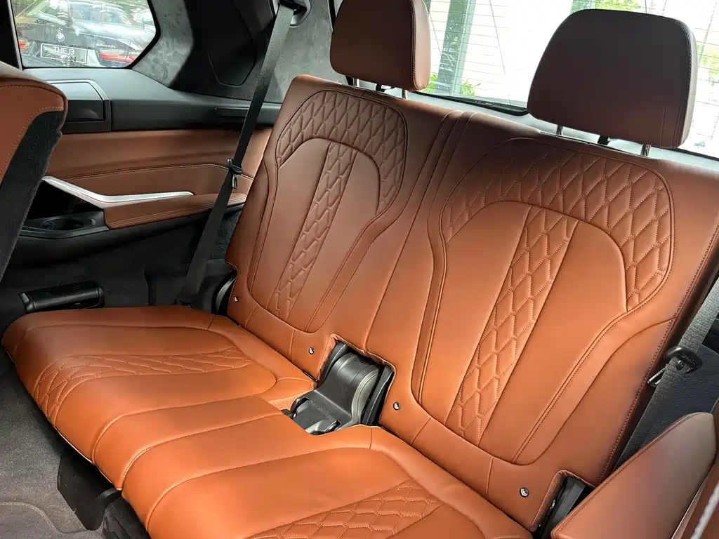 BMW X7 — миниатюра 12