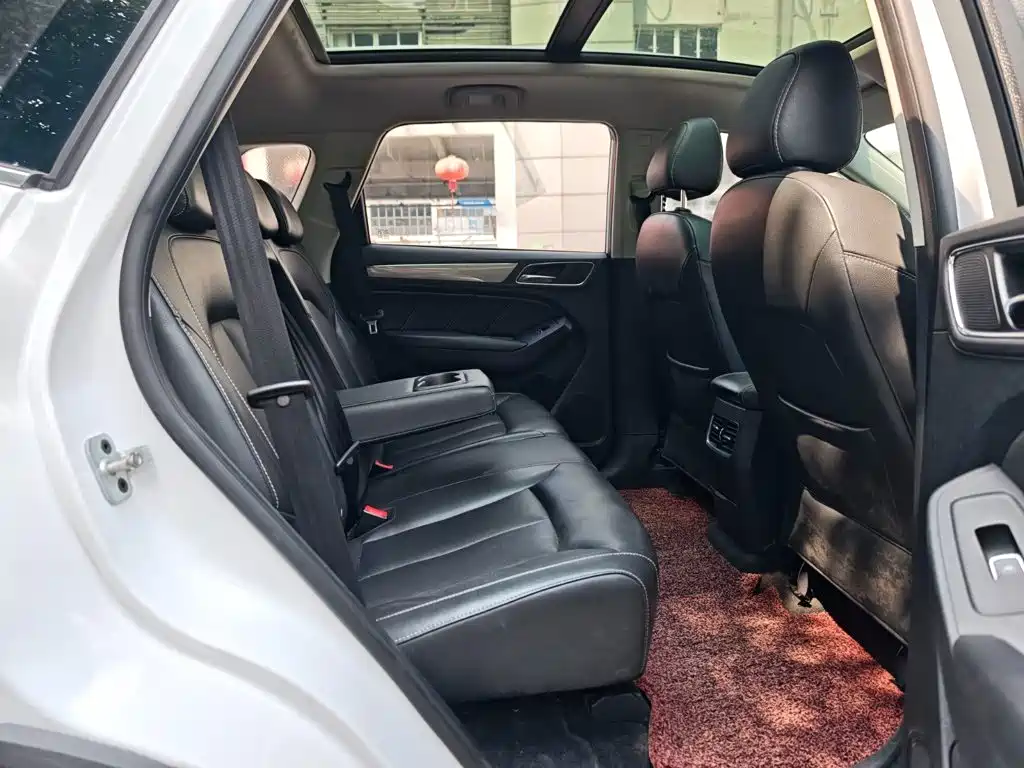 Roewe RX5 — миниатюра 25