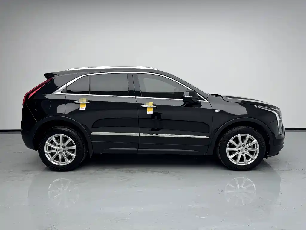 Cadillac XT4 — миниатюра 7