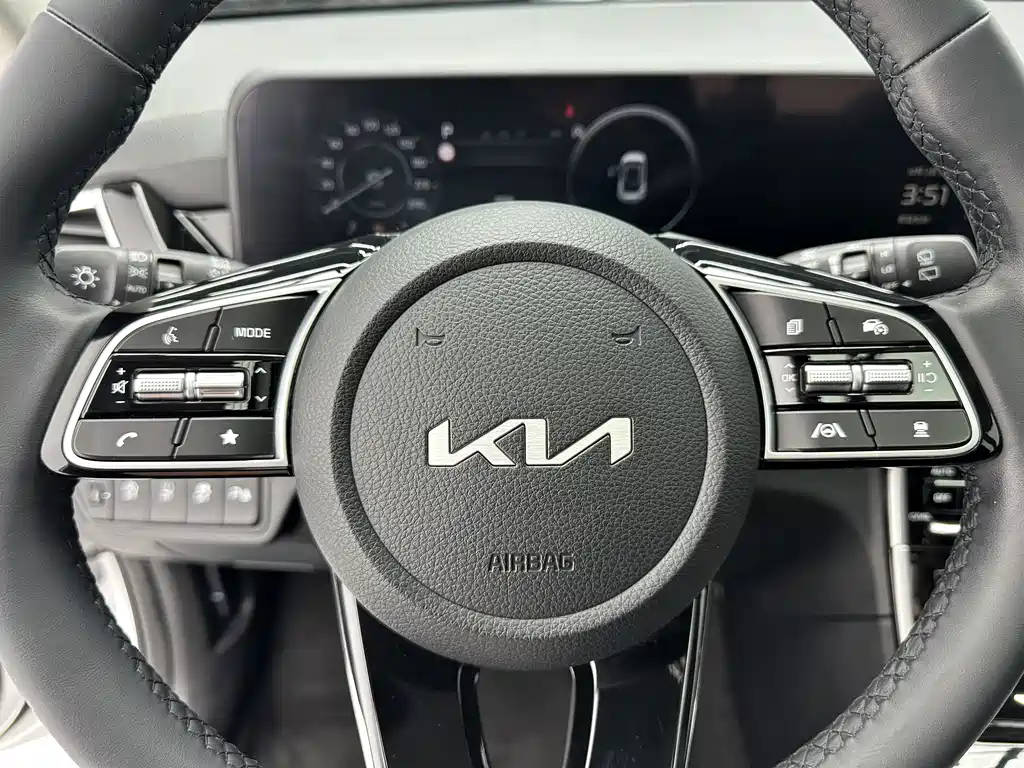 Kia Seltos — миниатюра 13