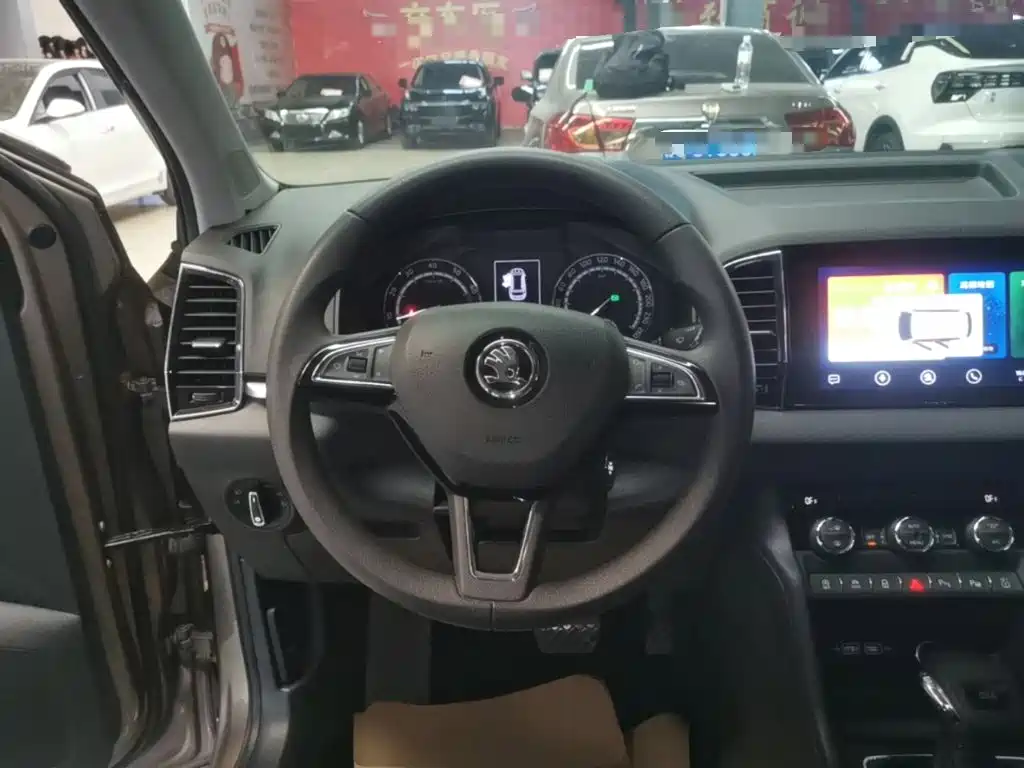 Skoda Karoq — миниатюра 11
