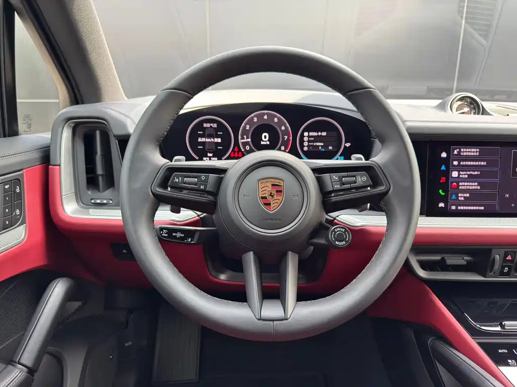 Porsche Cayenne — миниатюра 9