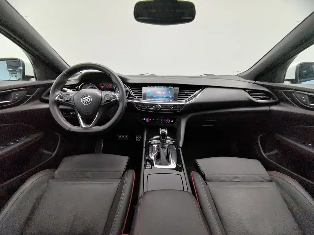 Buick Regal — миниатюра 5