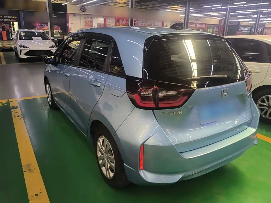Honda Fit — миниатюра 5