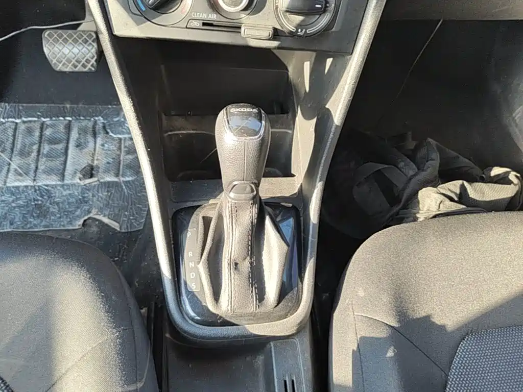 Skoda Rapid Spaceback — миниатюра 14