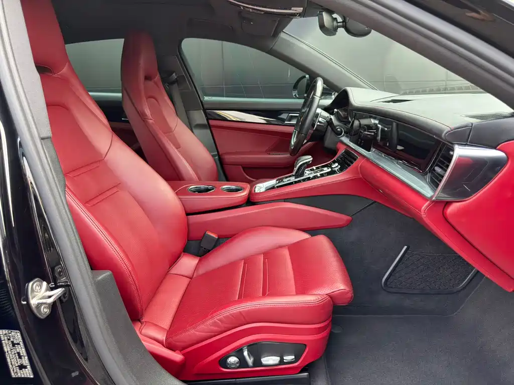 Porsche Panamera — миниатюра 9