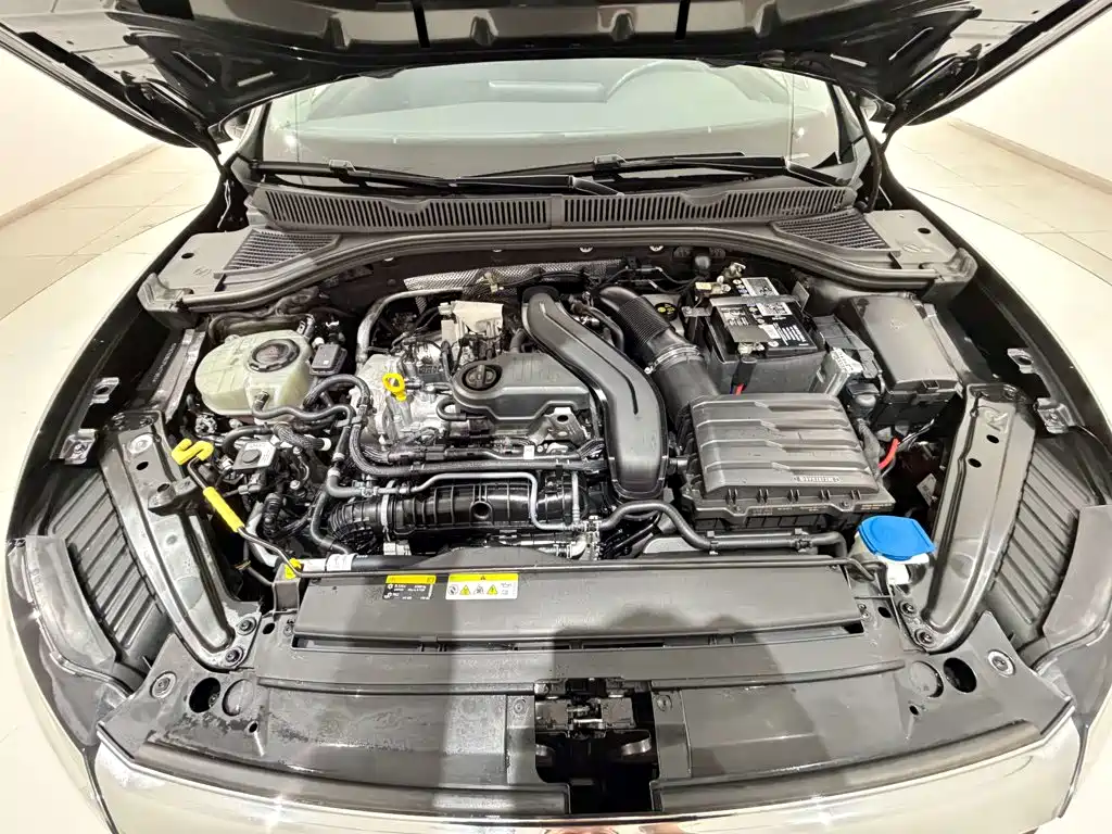 Volkswagen Sagitar — миниатюра 12