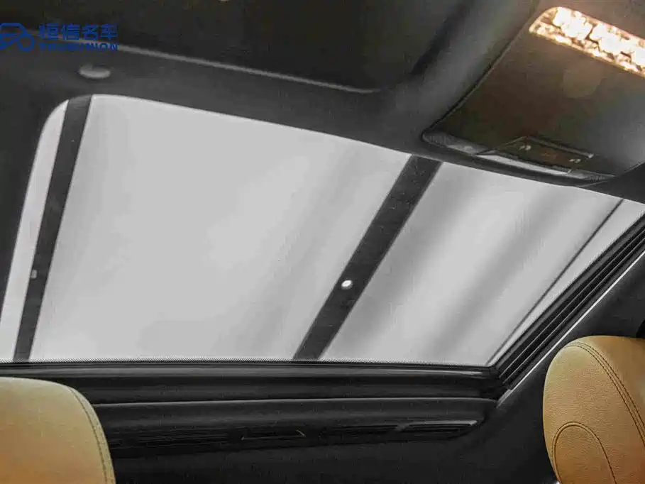Mercedes-Benz E-Class — миниатюра 20