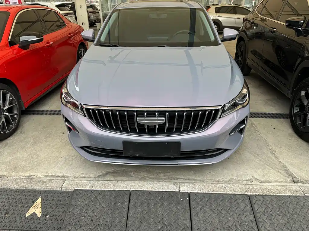 Geely Emgrand — миниатюра 2
