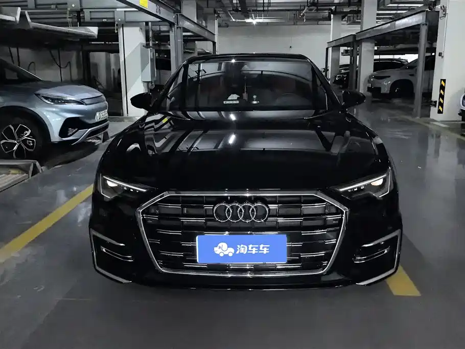 Audi A6L 2023 40 TFSI Luxury