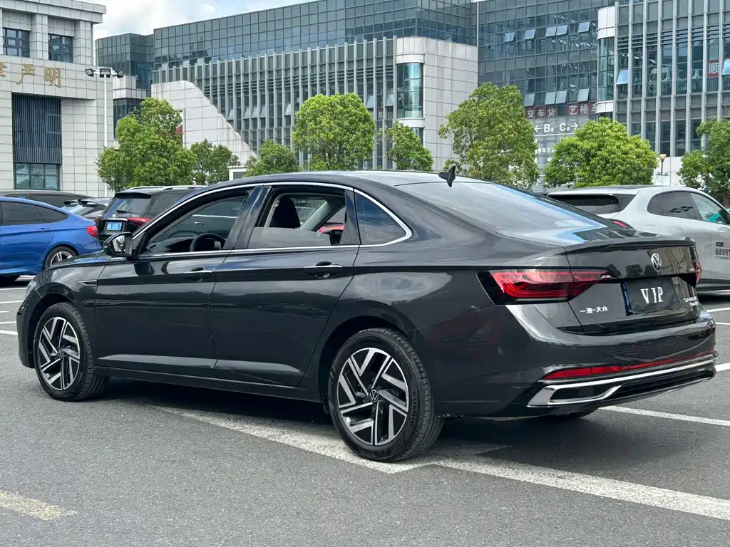 Volkswagen Sagitar — миниатюра 14
