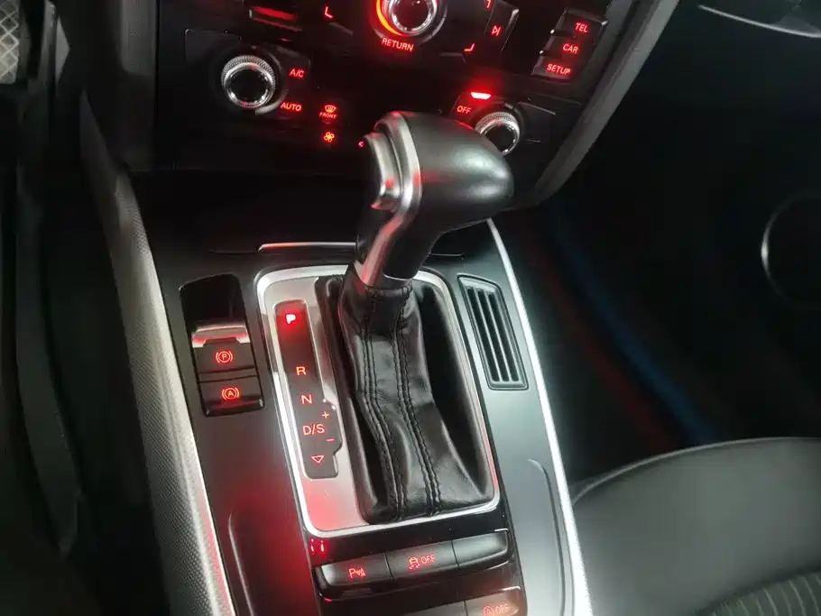 Audi A4L — миниатюра 16