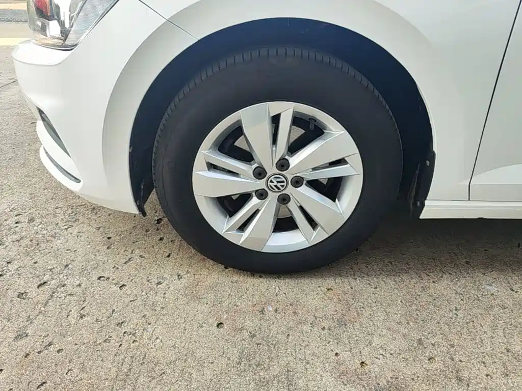 Volkswagen Polo — миниатюра 23
