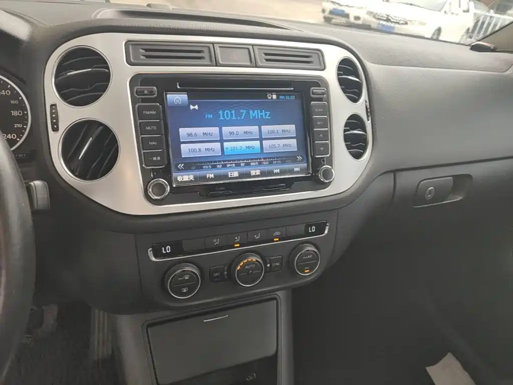 Volkswagen Tiguan — миниатюра 18