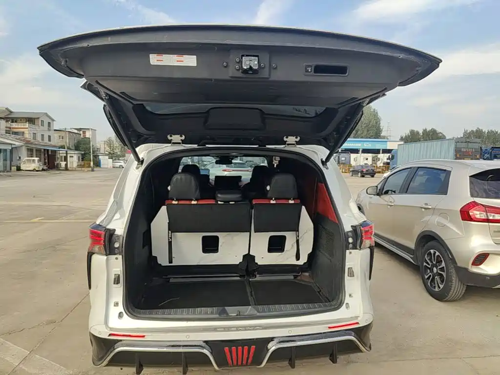 Toyota Sienna — миниатюра 19