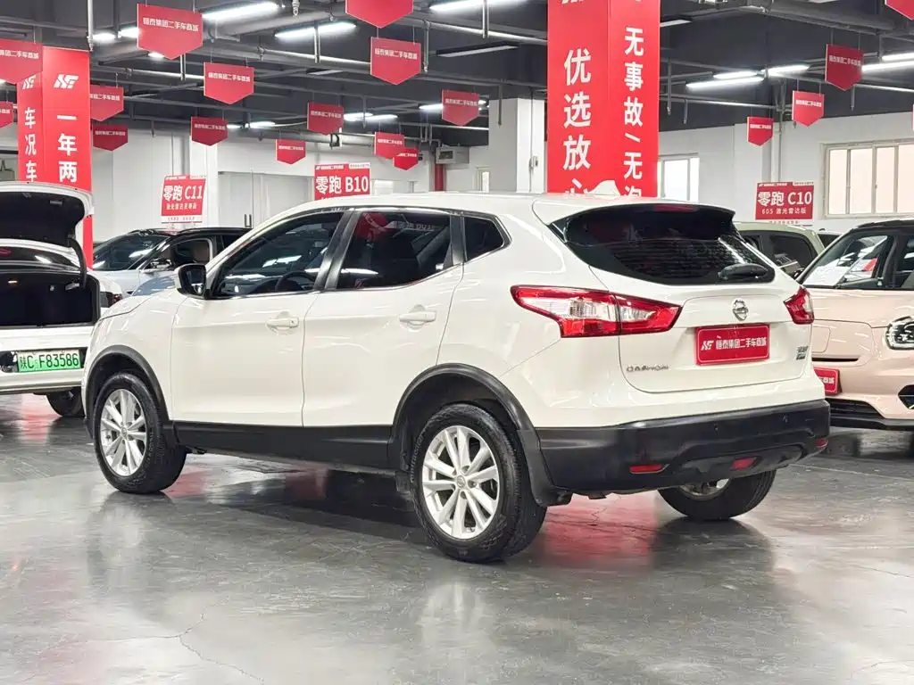 Nissan Qashqai — миниатюра 7