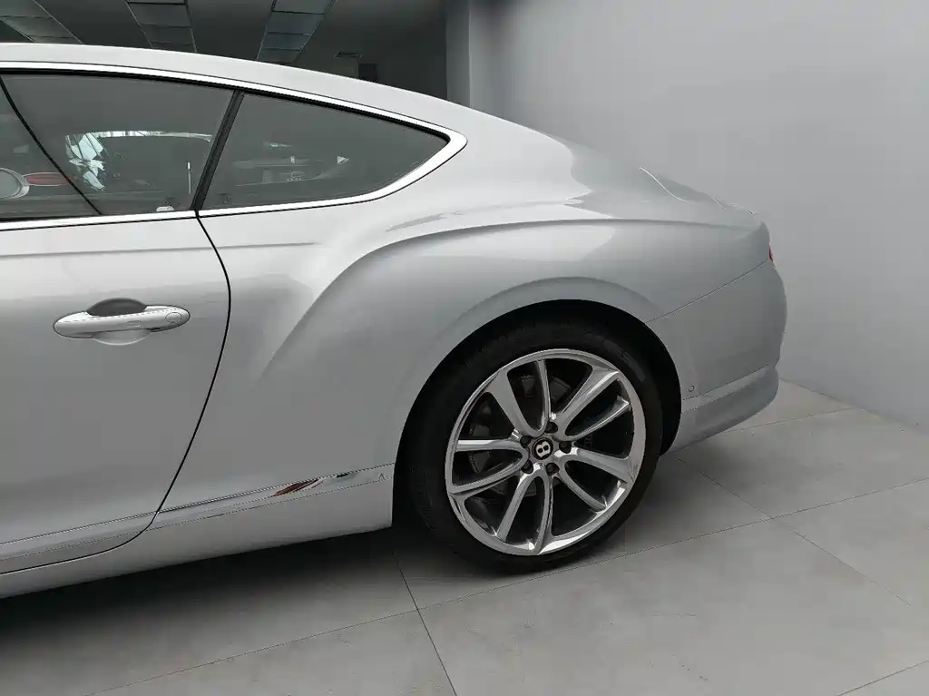 Bentley Continental — миниатюра 2