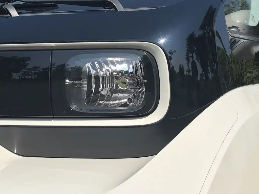 Baojun KiWi EV — миниатюра 4