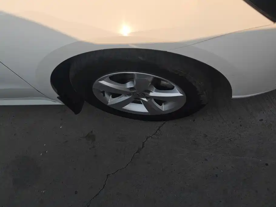 Volkswagen Lavida — миниатюра 6