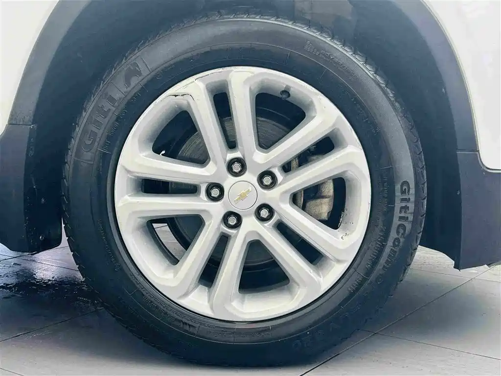 Chevrolet Trax — миниатюра 10