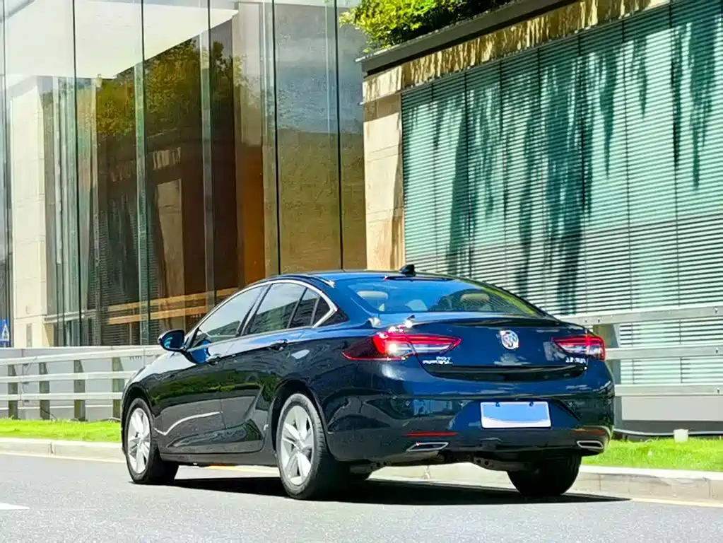 BUICK REGAL